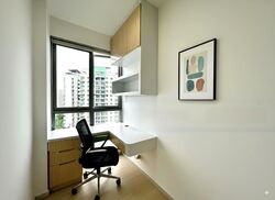 prive photo thumbnail #1